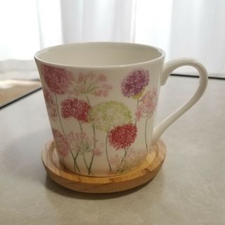 【新品未使用】マグカップ　フタ兼コースター付き